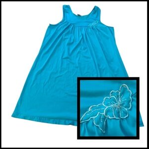 Vintage Lorraine Blue Nightgown‎ 2X Antron III Nylon Floral Embroidered Coquette